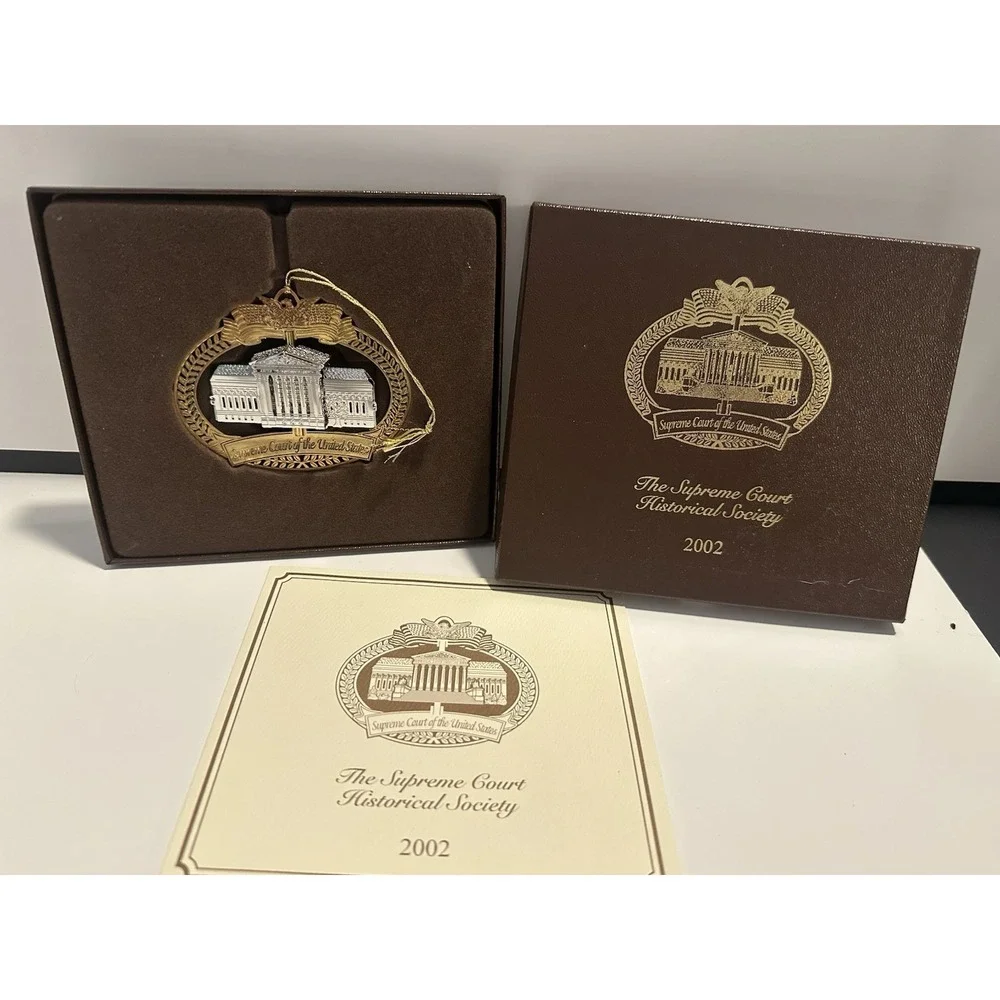 US Supreme‎ Court Historical Society 2002 Ornament, Metal EUC W/ Box
